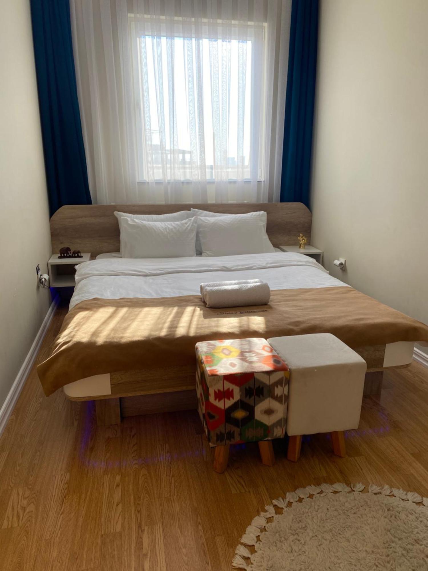 Siera'S Penthouse Apartment Prishtine Bagian luar foto